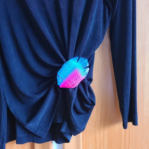 Unbranded Accessories - Free with purchase. Colorful fish wood clip